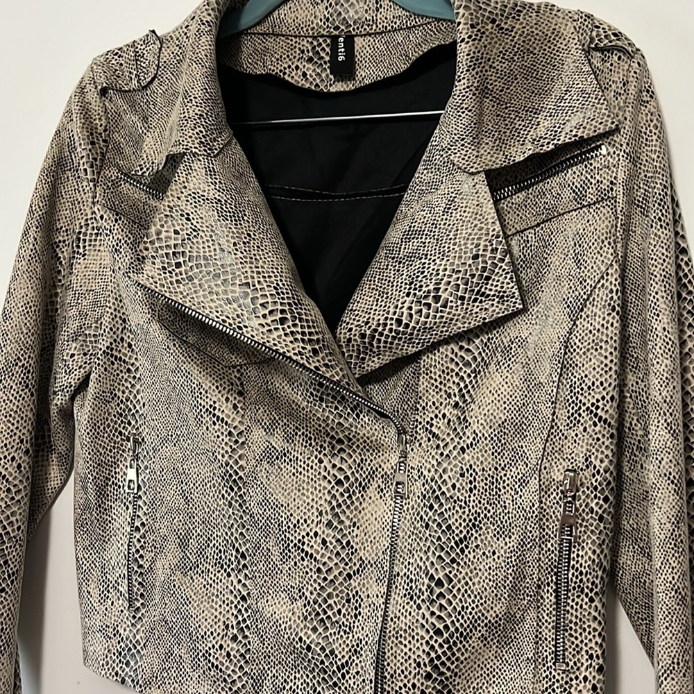 Women's Snake Print Jacket Moto Size small - Picture 3 of 7